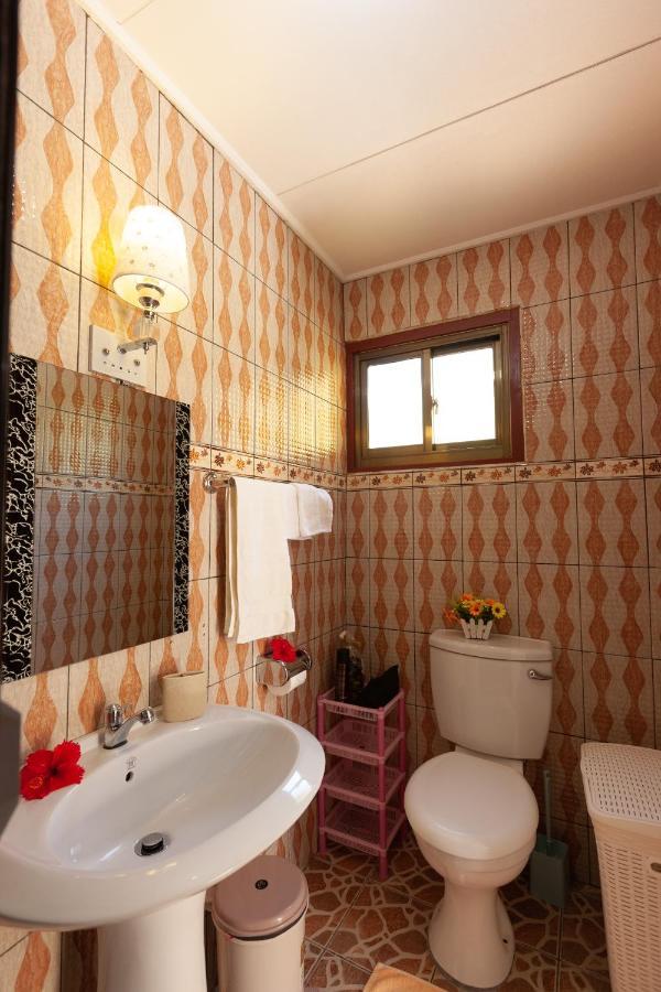 Dream Holiday Self Catering 라디게 외부 사진