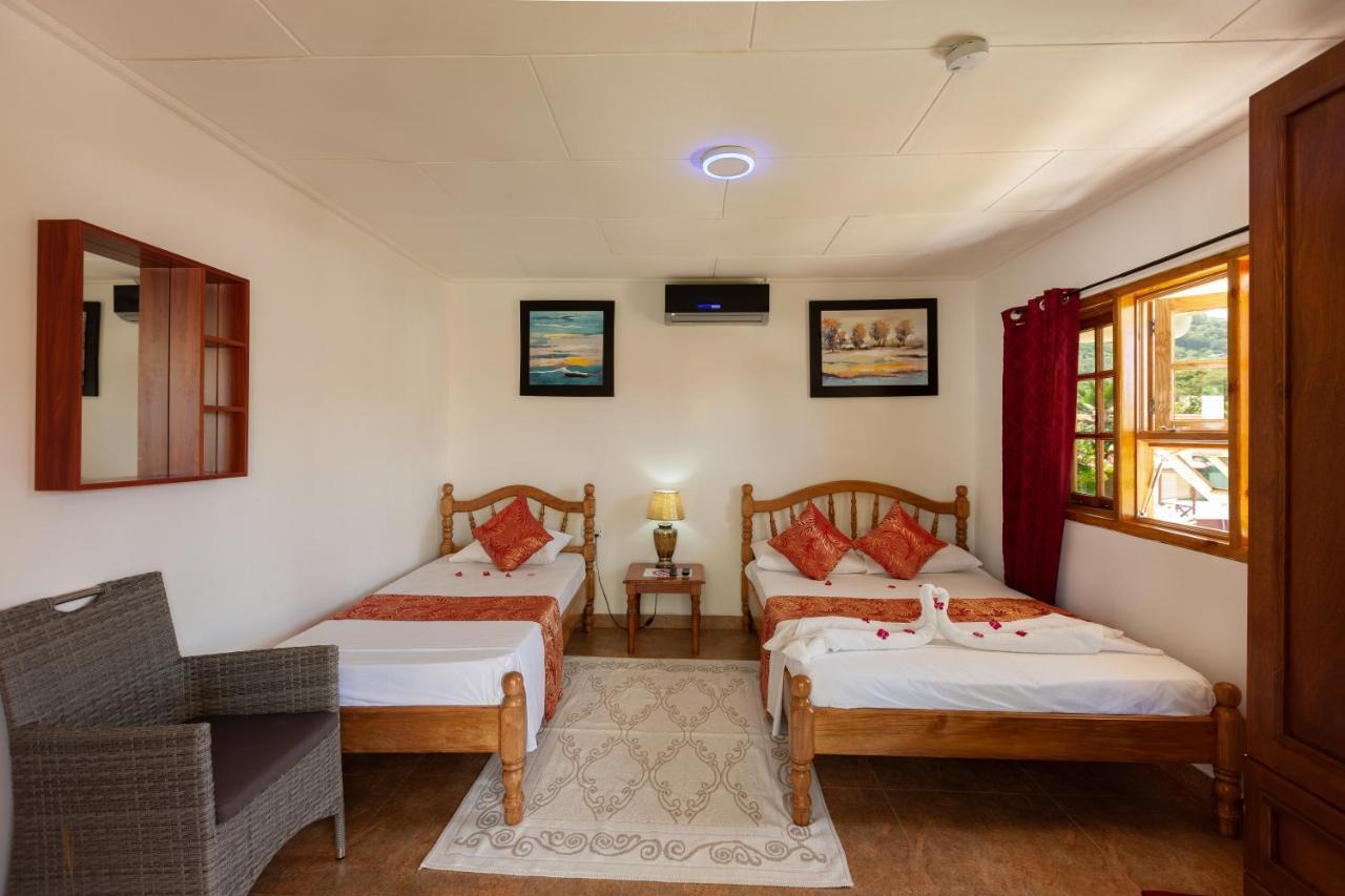 Dream Holiday Self Catering 라디게 외부 사진